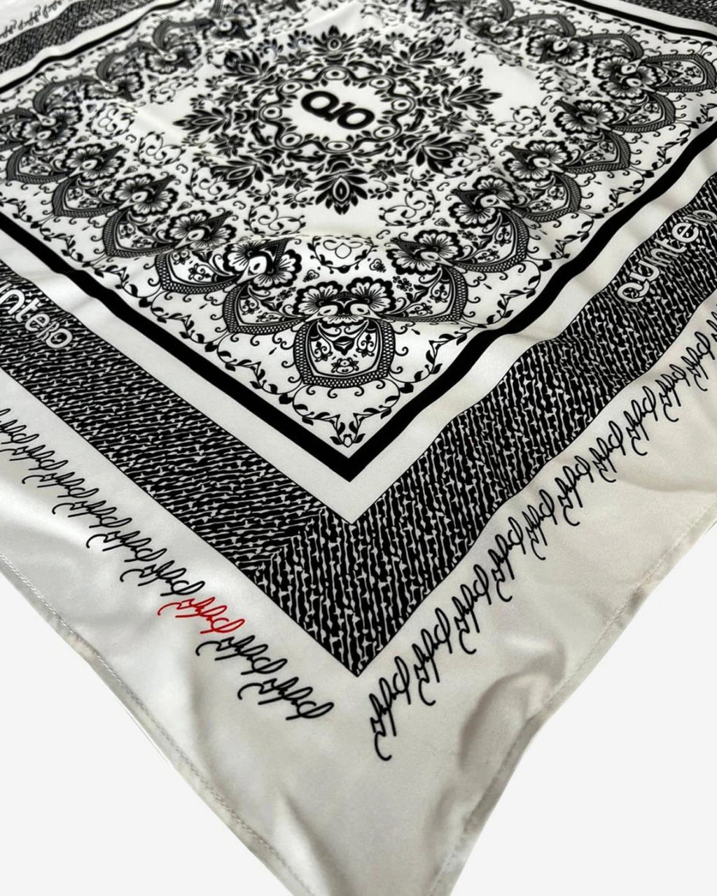 Bandana Blanca Love The Process